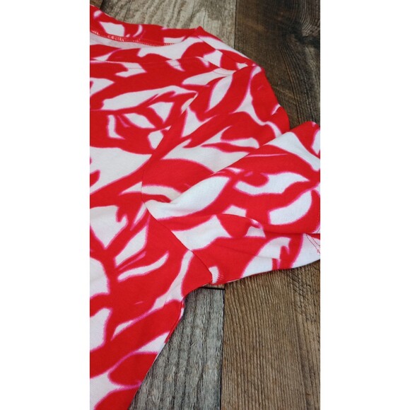 Women's Chico's Pima Leaf Print Everyday Tee Red White, Size XL - Picture 5 of 12